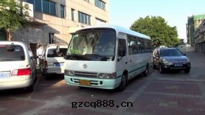 将希望的(de)种子撒播在偏遠(yuǎn)山(shān)區(qū)