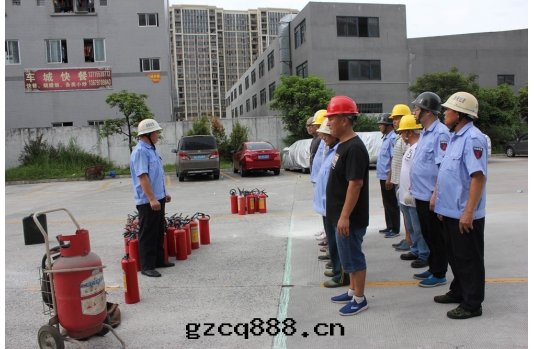 堅守安(ān)全(quán)红線(xiàn)，擔当安(ān)全(quán)責任 -------記(jì)2017年(nián)安(ān)全(quán)生(shēng)産月(yuè)活動(dòng)